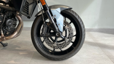 BMW F900 R